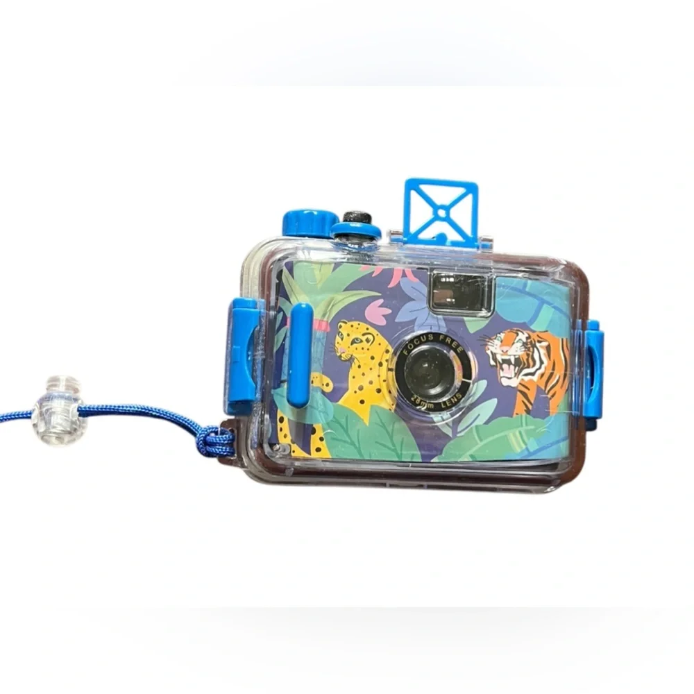 underwater camera - blue accents sunnylife brand - NWOT
